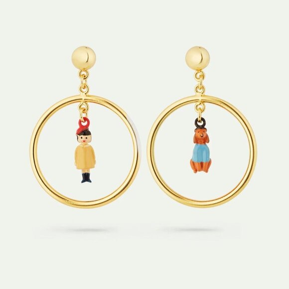 LES NEREIDES Asymmetrical little girl and dachshund earrings - Picture 3 of 3